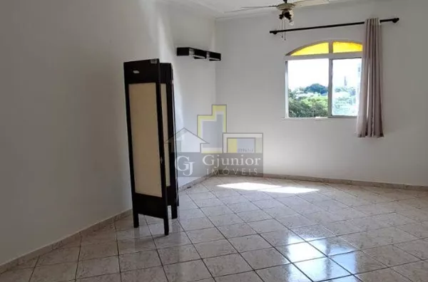 Kitnet com vista livre, 30m², Centro, Campinas (SP)