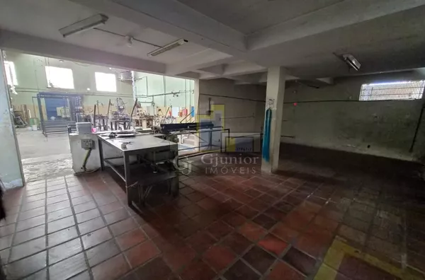 Locação: Barracão com 471mts2, Bairro Aparecida, Campinas (SP)