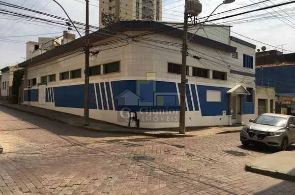 Excelente salão com 700,00 m2, Centro, Campinas (SP)