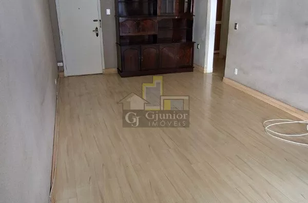 Apartamento: 2 Dormitórios com Armários, 90m², Centro, Campinas (SP)