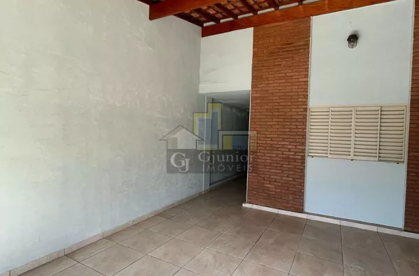 Linda Casa com 3 Dormitórios + Garagem, Jardim Itália, Araras (SP) - Foto 3