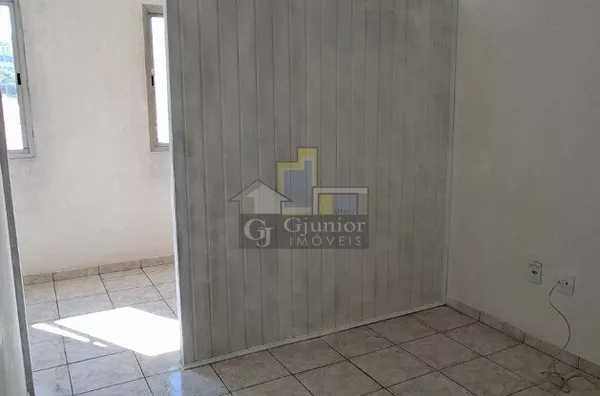 VENDA: Kitnet com divisória, Vila Itapura, Campinas (SP)