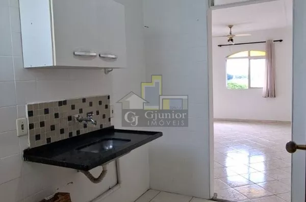Kitnet com vista livre, 30m², Centro, Campinas (SP)