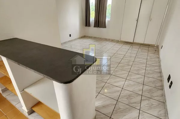 Kitnet com vista privativa, 36m², Vila Itapura, Campinas (SP)