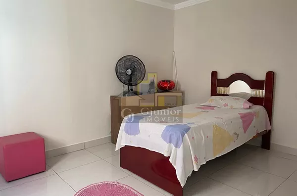 Venda: Casa com 3 Dormitórios (1suíte), 200m², Jardim Amanda II, Hortolândia(SP) - Foto 17