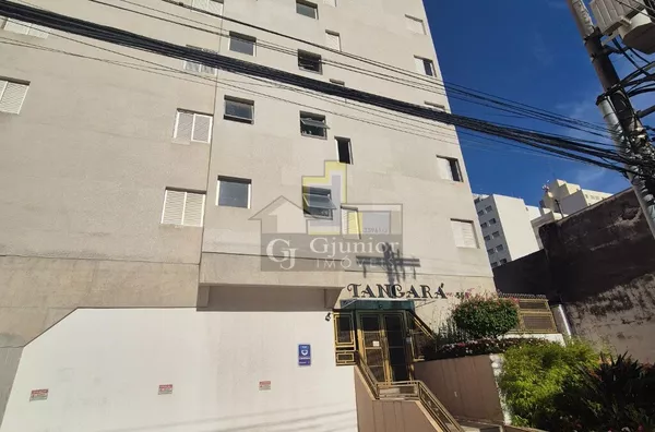 Kitnet com divisória e armário, Centro, Campinas (SP)