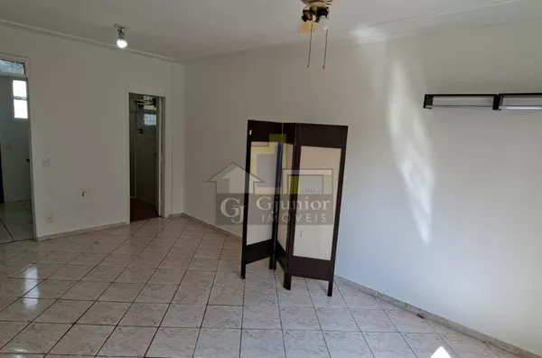 Kitnet com vista livre, 30m², Centro, Campinas (SP)
