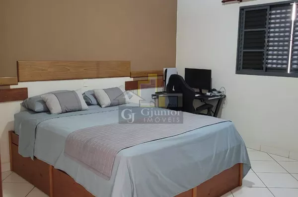 Excelente Casa com 2 Dormitórios (1 suíte), 182m², Jardim Garcia, Campinas (SP)