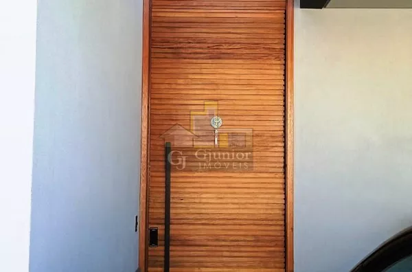 Belíssima Casa com 360m², 3 Suítes + 1 Master com Closet + 4 Vagas de Garagem, Swiss Park, Campinas (SP) - Foto 2