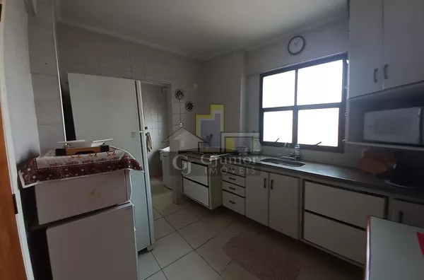 VENDA: Apartamento com 3 Dormitórios (sendo 1 suíte), Garagem e Varanda, Cambuí, Campinas, SP - Foto 4