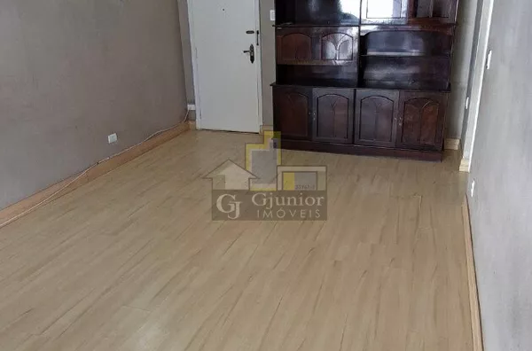 Apartamento: 2 Dormitórios com Armários, 90m², Centro, Campinas (SP)
