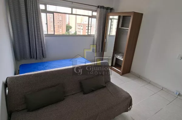 Kitnetão Mobiliado com Dormitório Amplo, Garagem Coberta, Centro, Campinas (SP)