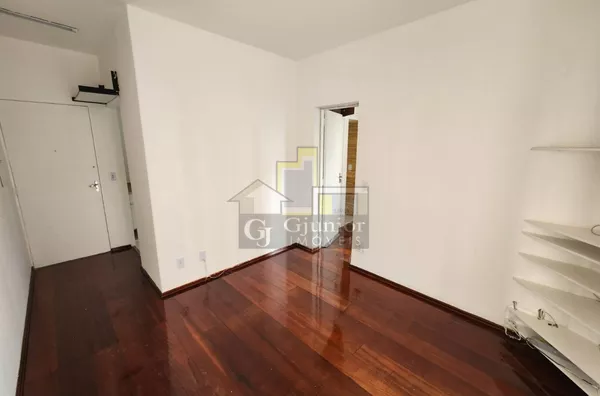 Apartamento com 1 Dormitório e Garagem, Centro, Campinas (SP)
