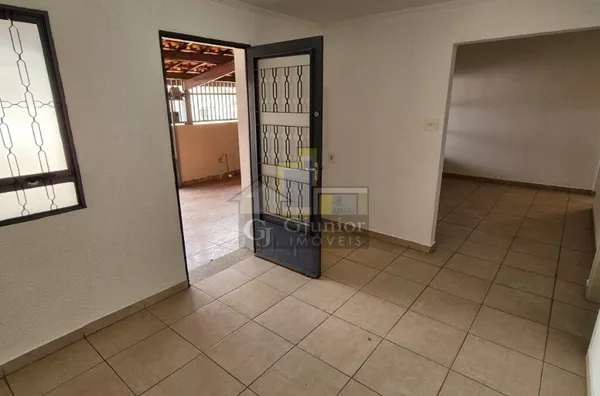 Casa Térrea com 3 Dormitórios, (1 suíte), Vila Mimosa, Campinas (SP)