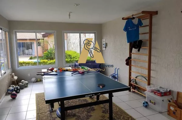 Casa de alto padrão VENDE no *Condomínio Portal da Primavera* em Campo Limpo Paulista/SP.