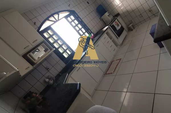 Casa para Venda em Louveira / SP no bairro Arataba I