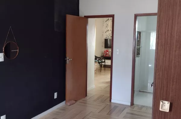 Belíssima casa para venda.