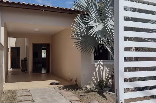 Belíssima casa para venda.