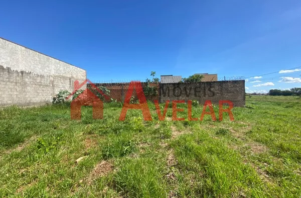 Terrenos Residenciais no Jardim Ipanema II. Prontos para construção