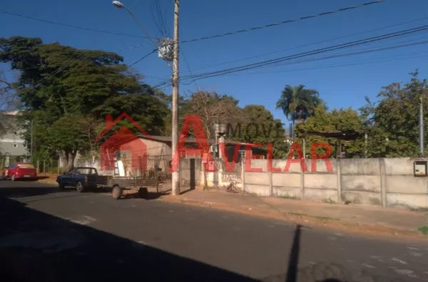 Terreno no Bairro Chácaras Tubalina e Quartel 