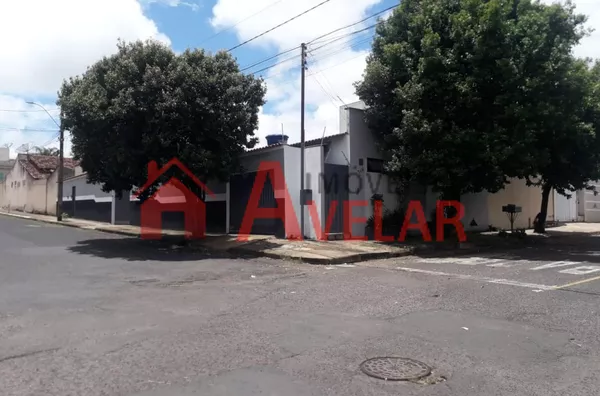 2 Casas a Venda no Pampulha 