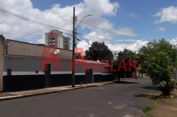 2 Casas a Venda no Pampulha 