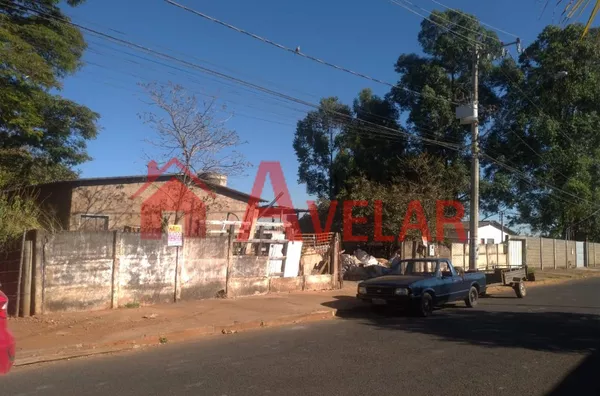 Terreno no Bairro Chácaras Tubalina e Quartel 