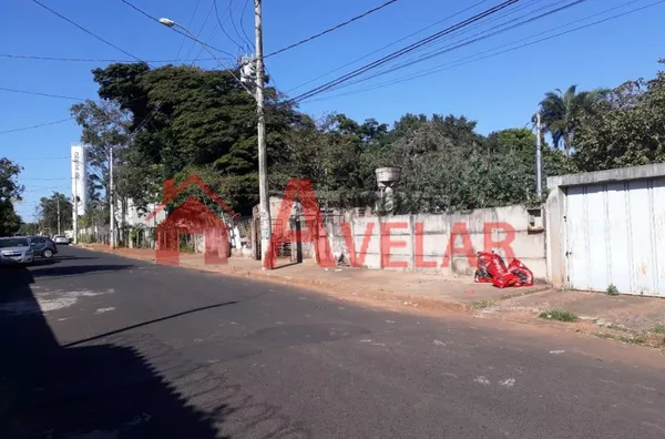 Terreno no Bairro Chácaras Tubalina e Quartel 