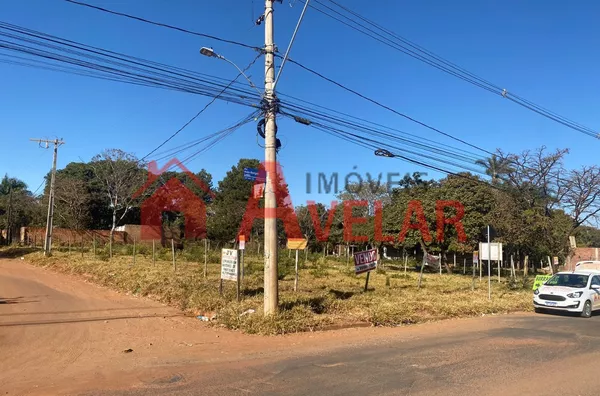 Terreno Comercial de Esquina no Morada Nova