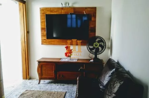 Casa 4 dorm com garagem coberta e área gourmet na Independência em Taubaté