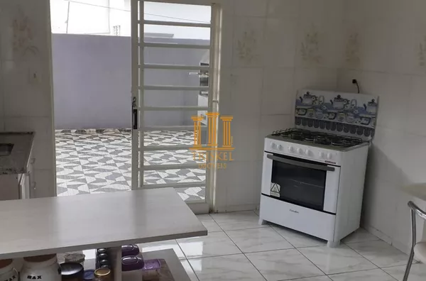 Casa 3 Dorm com área gourmet no Jardim Maria Augusta