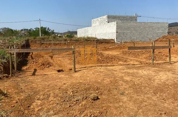 Terreno 250m² no Jardim Belle Ville