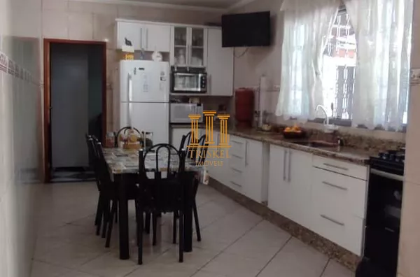 Casa 5 Dorm com 2 suítes e 3 vagas de garagem na Flor do Vale em Tremembé