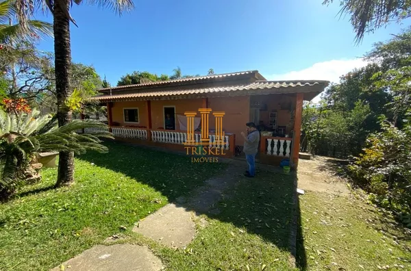 Chácara 3 Dorm com suíte piscina e área gourmet no Vila Velha em Caçapava