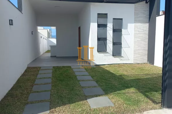 Casa 2 dorm com suíte e garagem coberta no Quintas de Santa Cruz em Taubaté