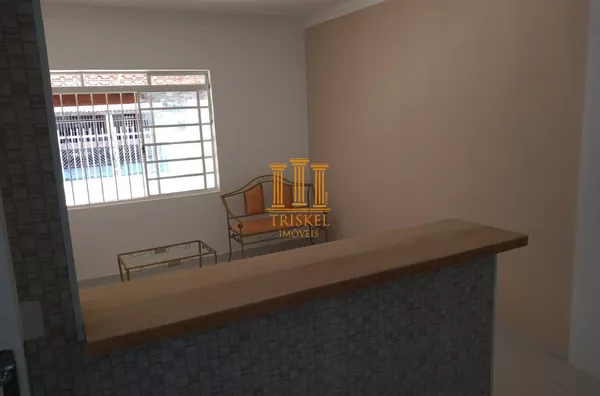 Casa 2 dorm com vaga para 2 carros coberta no Quiririm em Taubaté