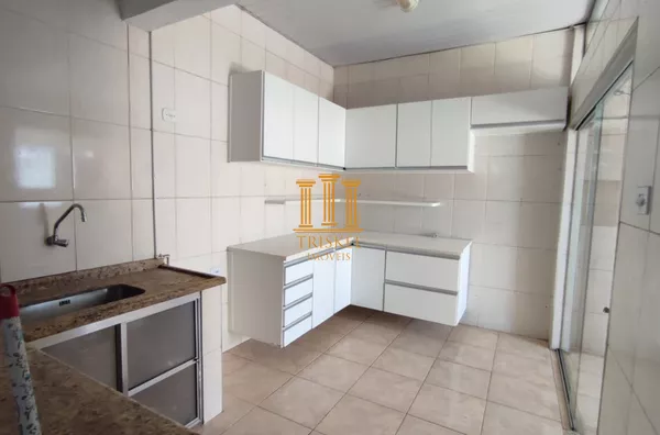 Casa 3 dorm com suíte, piscina e garagem coberta no Areão em Taubaté