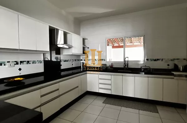 Casa em condomínio para venda, 3 quarto(s),  Vila Areao, Taubaté