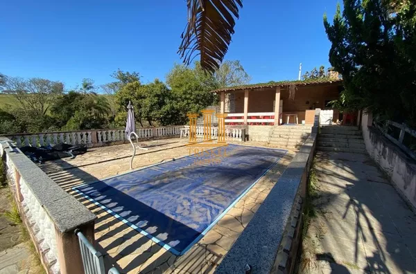 Chácara 3 Dorm com suíte piscina e área gourmet no Vila Velha em Caçapava