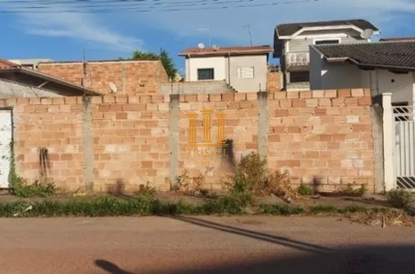 Terreno 250 Metros no Residencial Estoril próximo ao Shopping