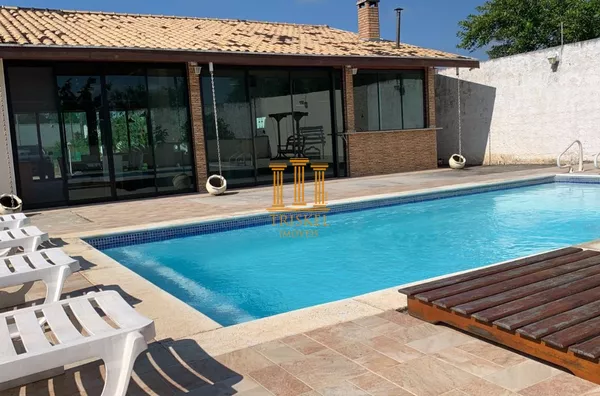 Chácara 3 Dorm com suíte área gourmet piscina mobiliada 