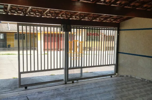 Casa 2 Dorm com suíte e garagem coberta no Estoril em Taubaté