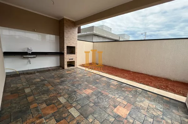 Sobrado 3 Suítes no Recanto Tropical