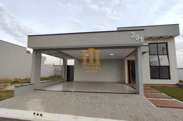 Casa 3 dorm com suíte churrasqueira e garagem coberta no Condomínio Perola do Vale emTremembé