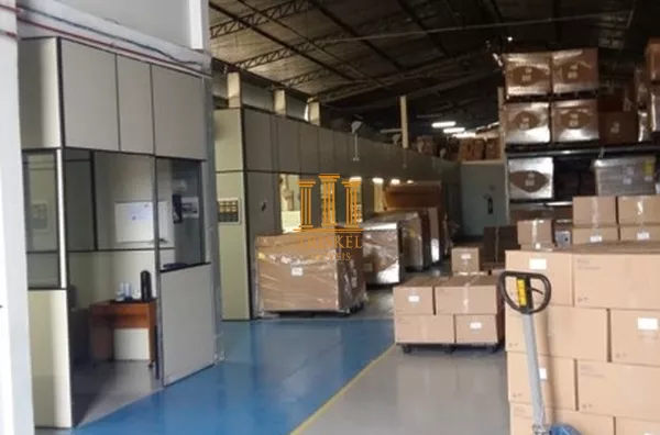 Galpão Comercial em Quiririm!