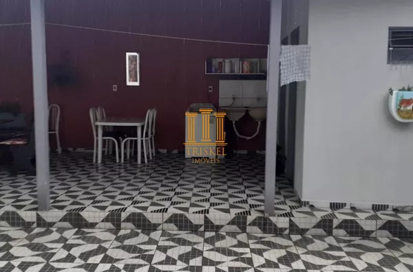 Casa 3 Dorm com área gourmet no Jardim Maria Augusta