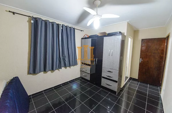 Casa 3 dorm com 2suítes e garagem coberta no Parque Aeroporto em Taubaté