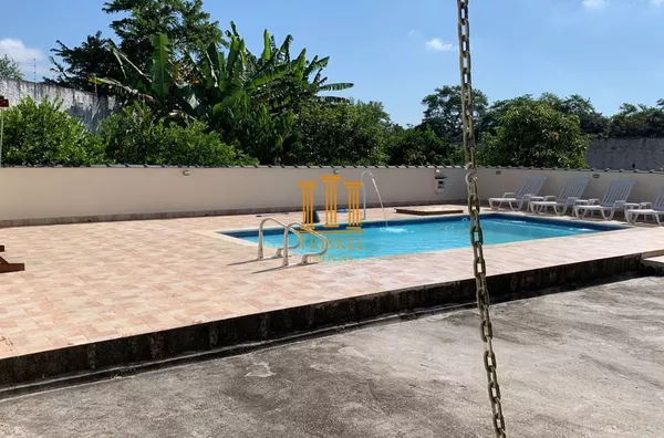 Chácara 3 Dorm com suíte área gourmet piscina mobiliada 