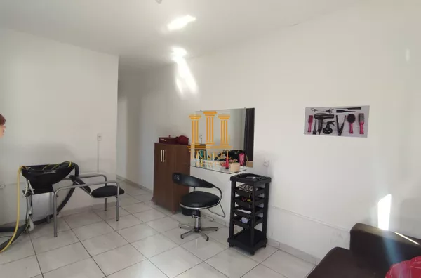 Casa para venda no Parque Aeroporto em Taubaté