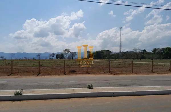 Terreno comercial para venda no Quiririm!